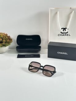 Chanel_WMNS_8268_Black_Brown