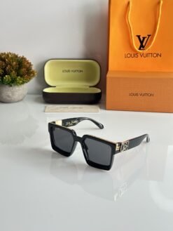 Louis_Vuitton_0993_Gold_Black