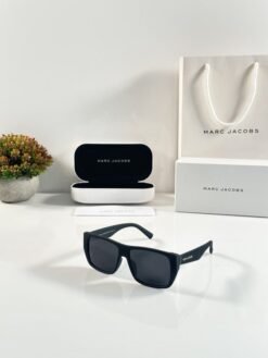 Marc Jacobs 6801 Black